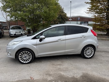 Used Ford Fiesta 2012 for sale - 76250755: Photo