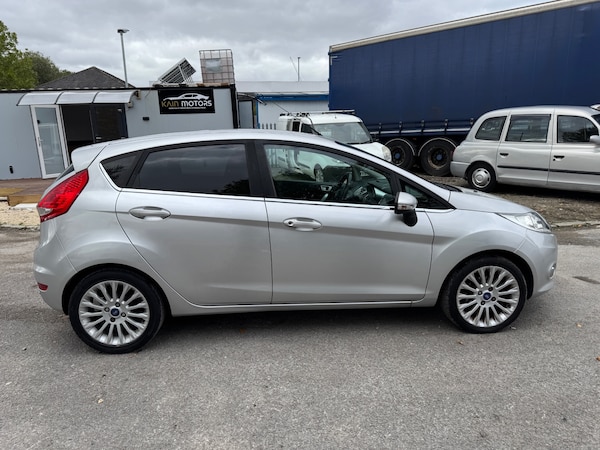 Used Ford Fiesta 2012 for sale - 76250755: Photo 8