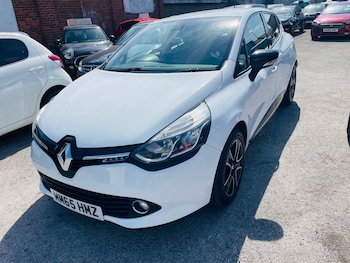 Used Renault Clio 2015 for sale - 79503895: Photo