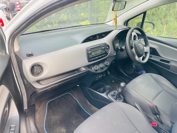Used Toyota Yaris 2014 for sale - 78456769: Photo