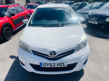 Used Toyota Yaris 2012 for sale - 78836900: Photo