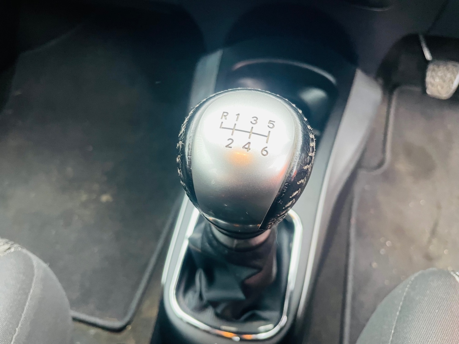 Used Toyota Yaris 2014 for sale - 77240744: Photo 16