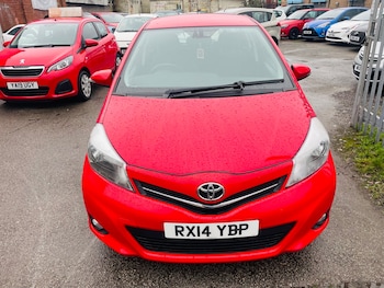 Used Toyota Yaris 2014 for sale - 77240744: Photo