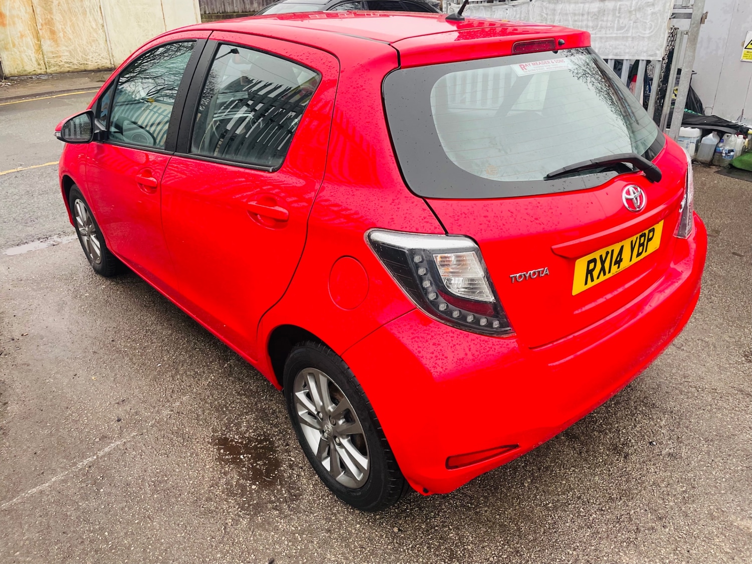 Used Toyota Yaris 2014 for sale - 77240744: Photo 5