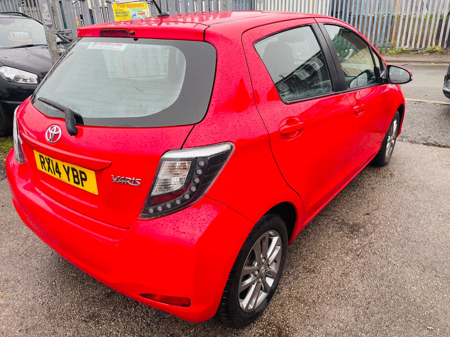 Used Toyota Yaris 2014 for sale - 77240744: Photo 7