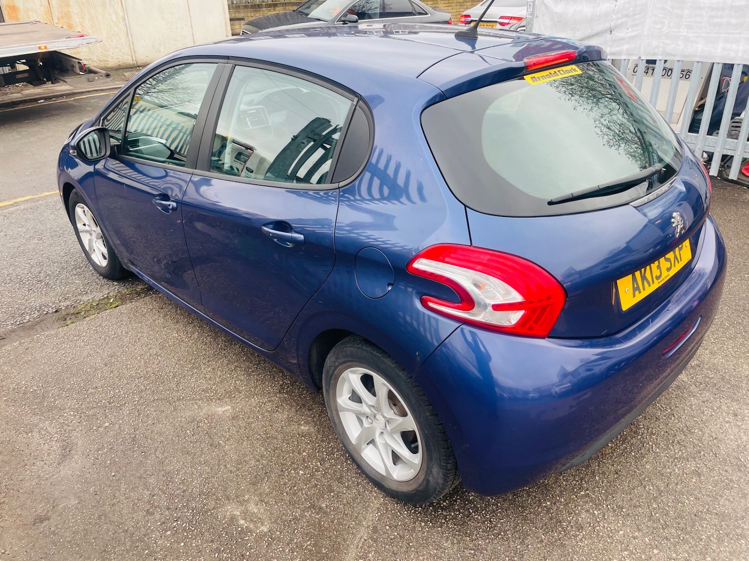 Used Peugeot 208 2013 for sale - 77515335: Photo 3