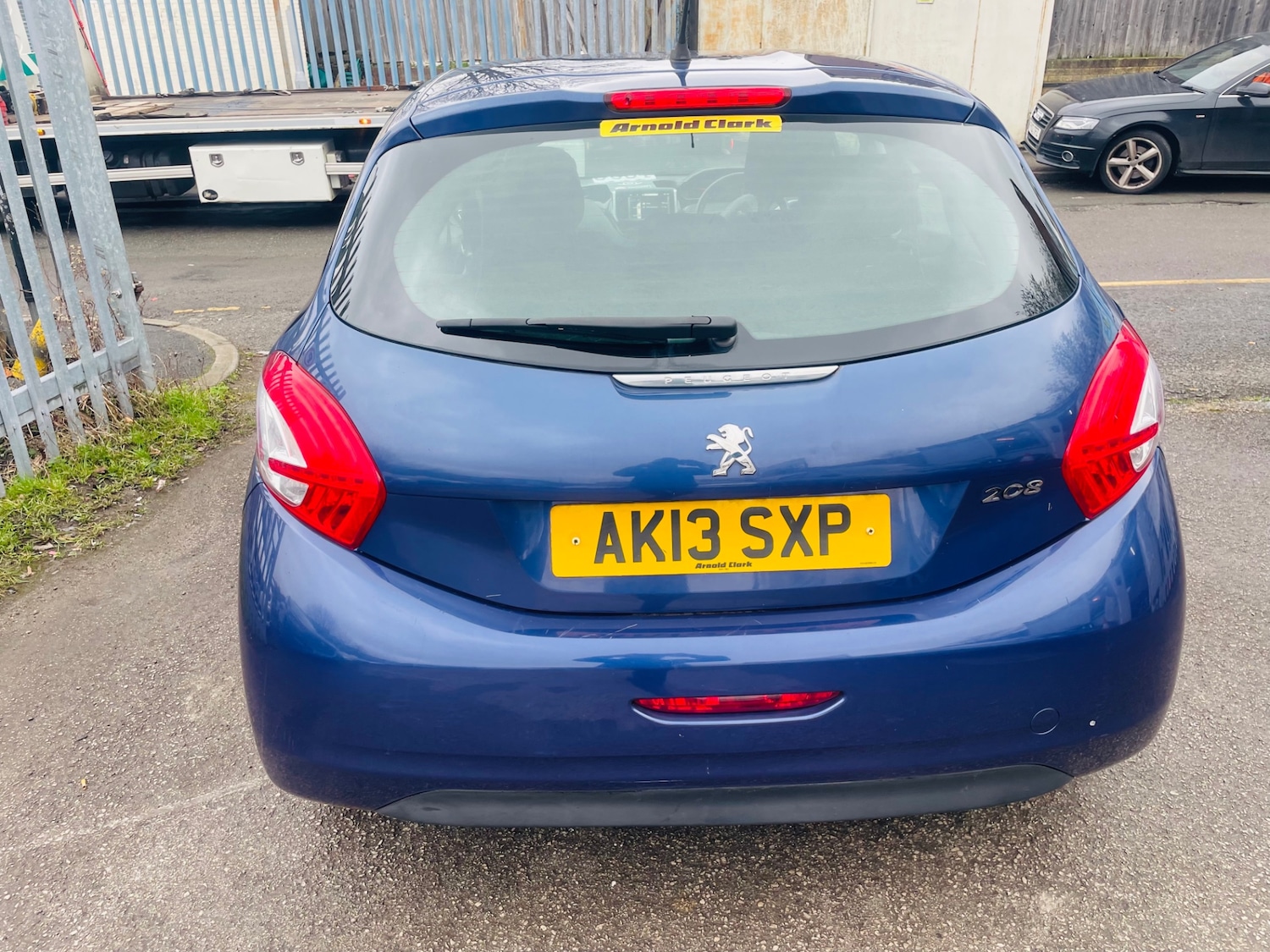 Used Peugeot 208 2013 for sale - 77515335: Photo 5