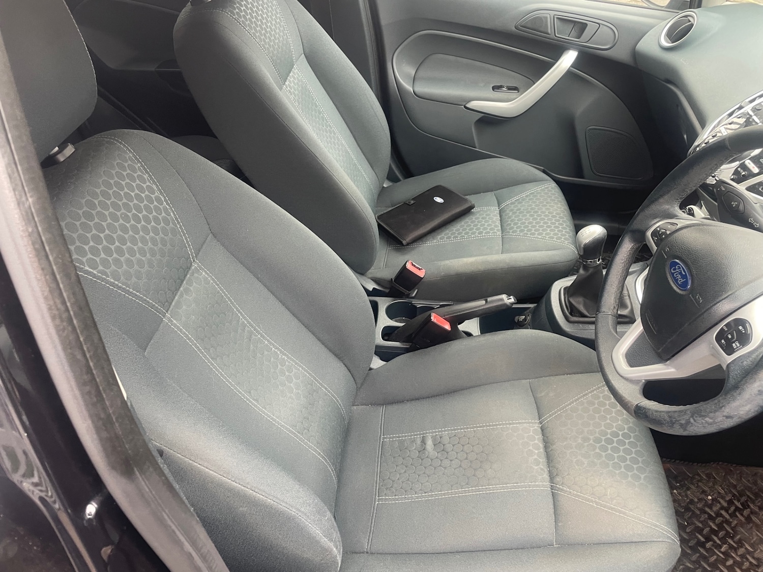 Used Ford Fiesta 2011 for sale - 78060744: Photo 8