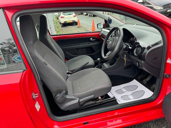 Used Volkswagen up! 2015 for sale - 72928746: Photo 14