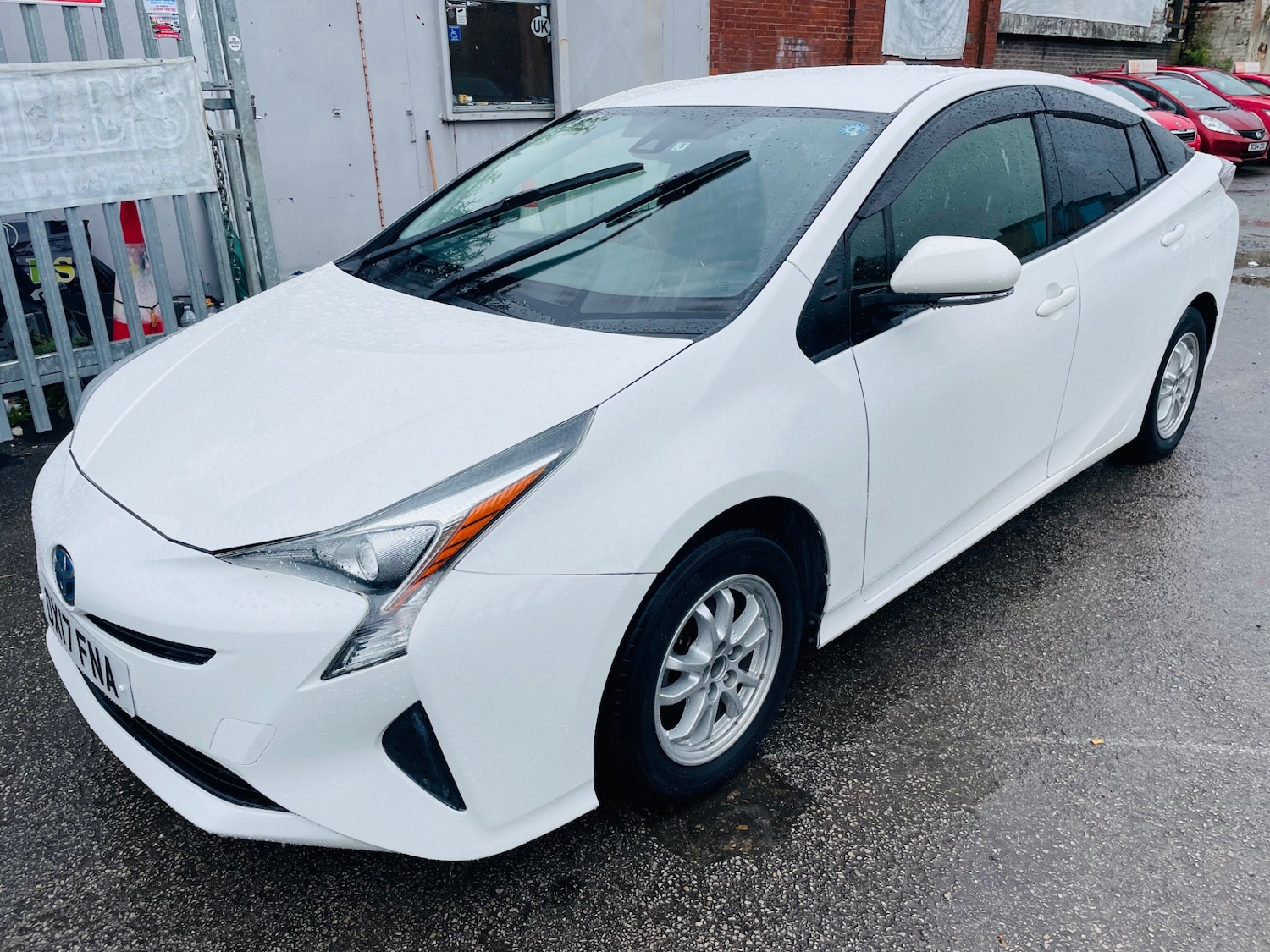 Used Toyota Prius 2017 for sale - 76170885: Photo 12