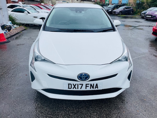 Used Toyota Prius 2024 for sale - 76170885: Photo 3