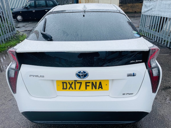 Used Toyota Prius 2024 for sale - 76170885: Photo 5