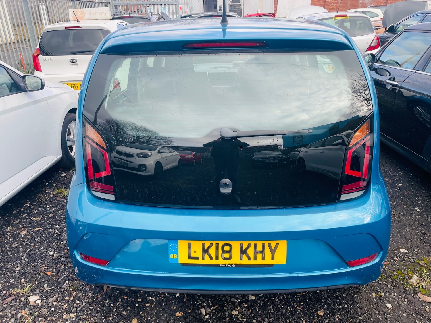 Used Volkswagen up! 2018 for sale - 77240216: Photo 5