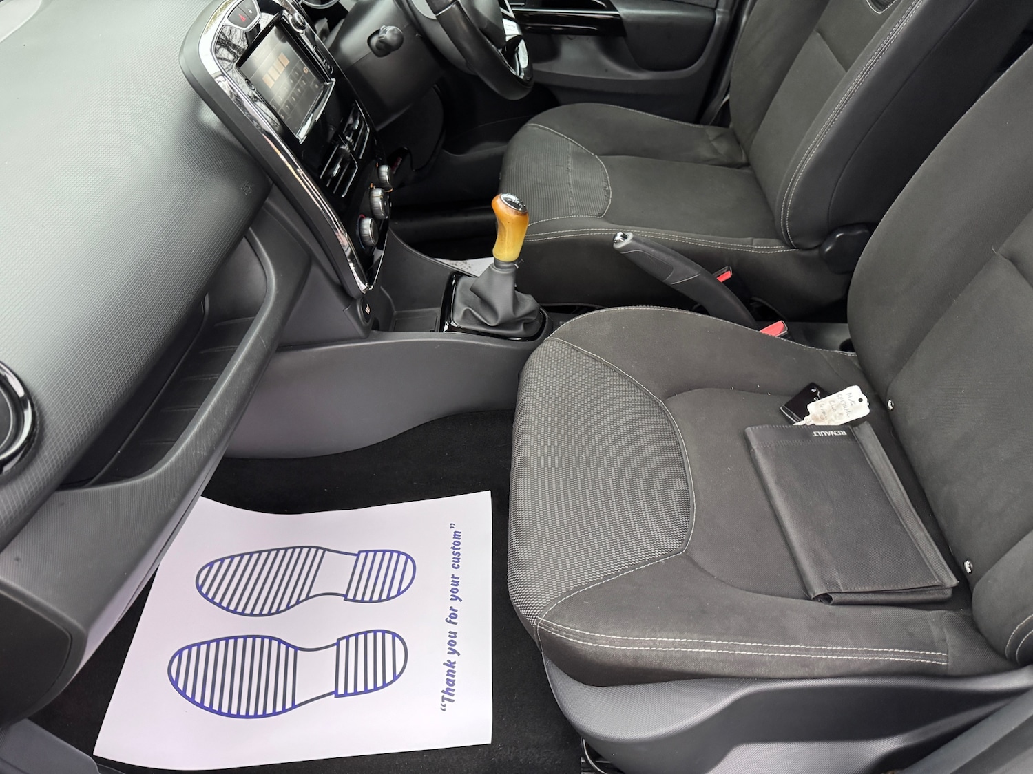 Used Renault Clio 2013 for sale - 76579889: Photo 25