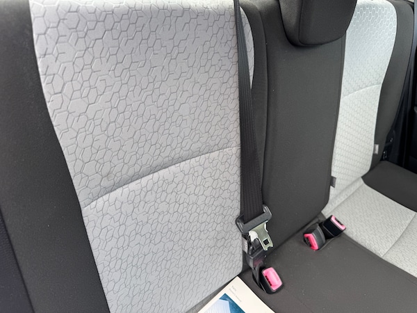 Used Toyota Yaris 2011 for sale - 74826606: Photo 23