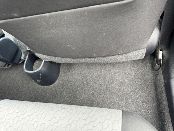 Used Toyota Yaris 2011 for sale - 74826606: Photo 24