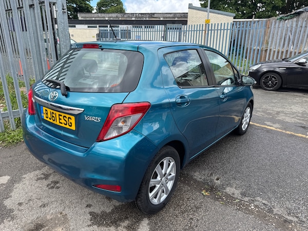Used Toyota Yaris 2011 for sale - 74826606: Photo 9