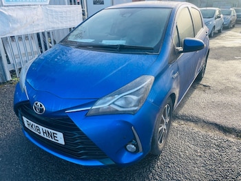 Used Toyota Yaris 2018 for sale - 77213858: Photo