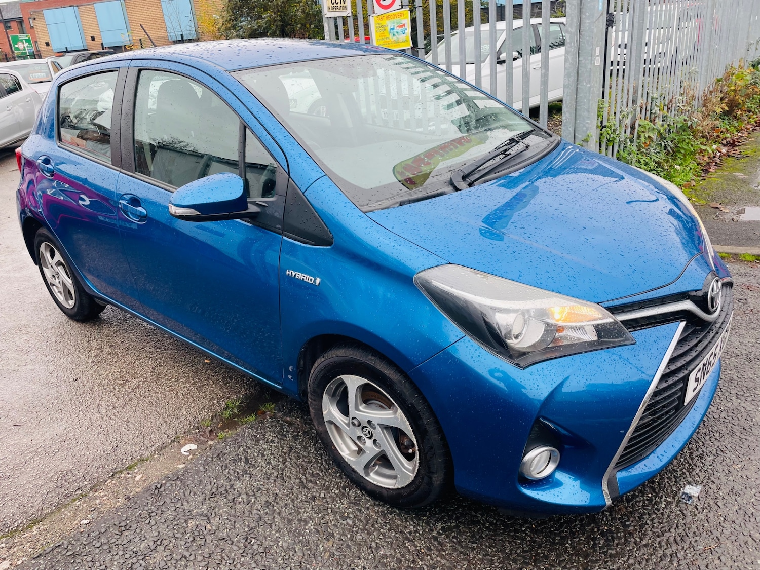 Used Toyota Yaris 2015 for sale - 76541936: Photo 14