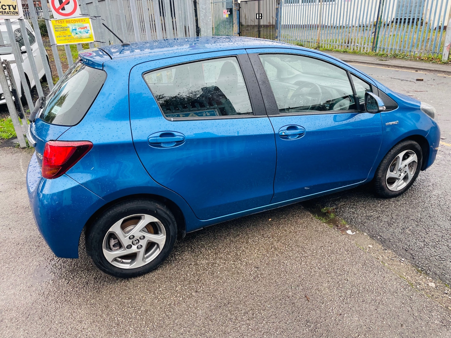 Used Toyota Yaris 2015 for sale - 76541936: Photo 16
