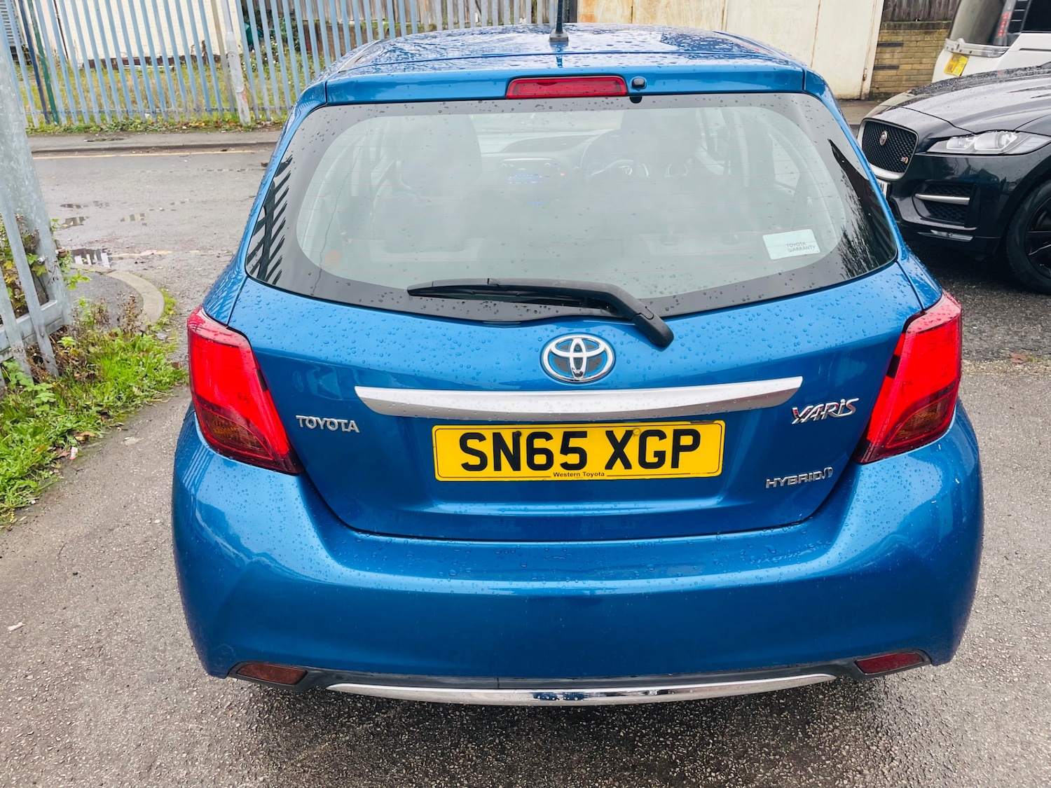 Used Toyota Yaris 2015 for sale - 76541936: Photo 5