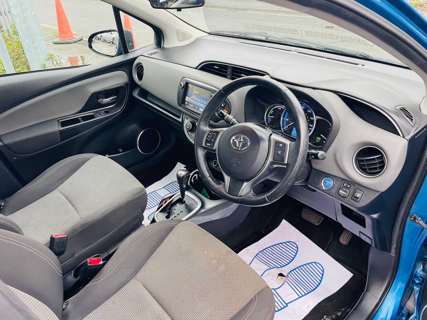 Used Toyota Yaris 2015 for sale - 76541936: Photo 7