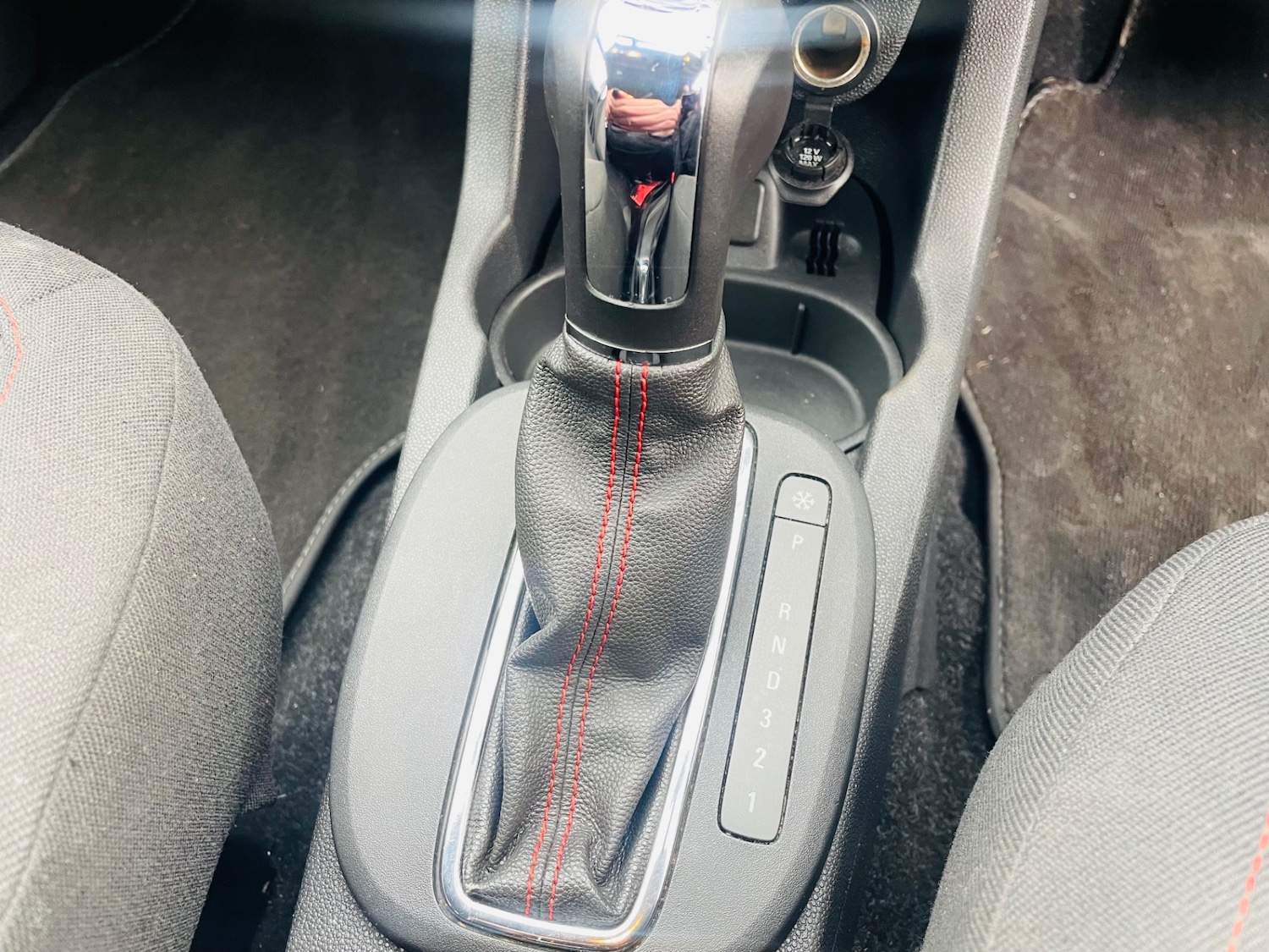 Used Vauxhall Corsa 2013 for sale - 76957865: Photo 8