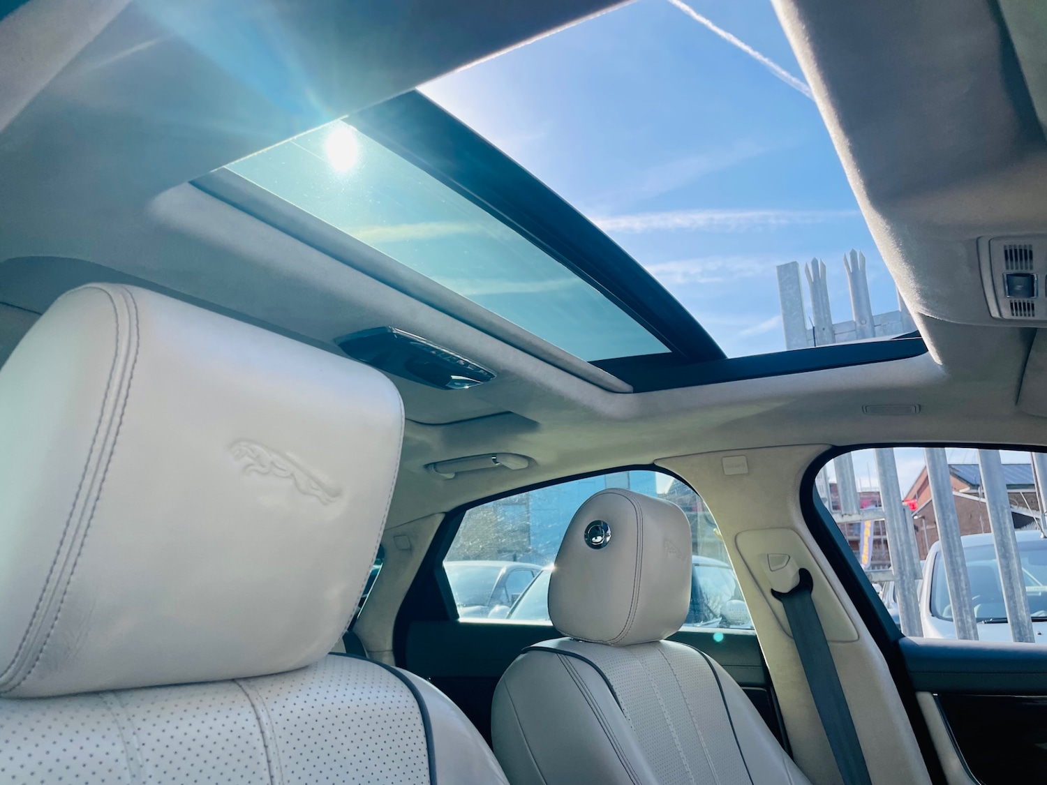 Used Jaguar XJ 2011 for sale - 77934224: Photo 17