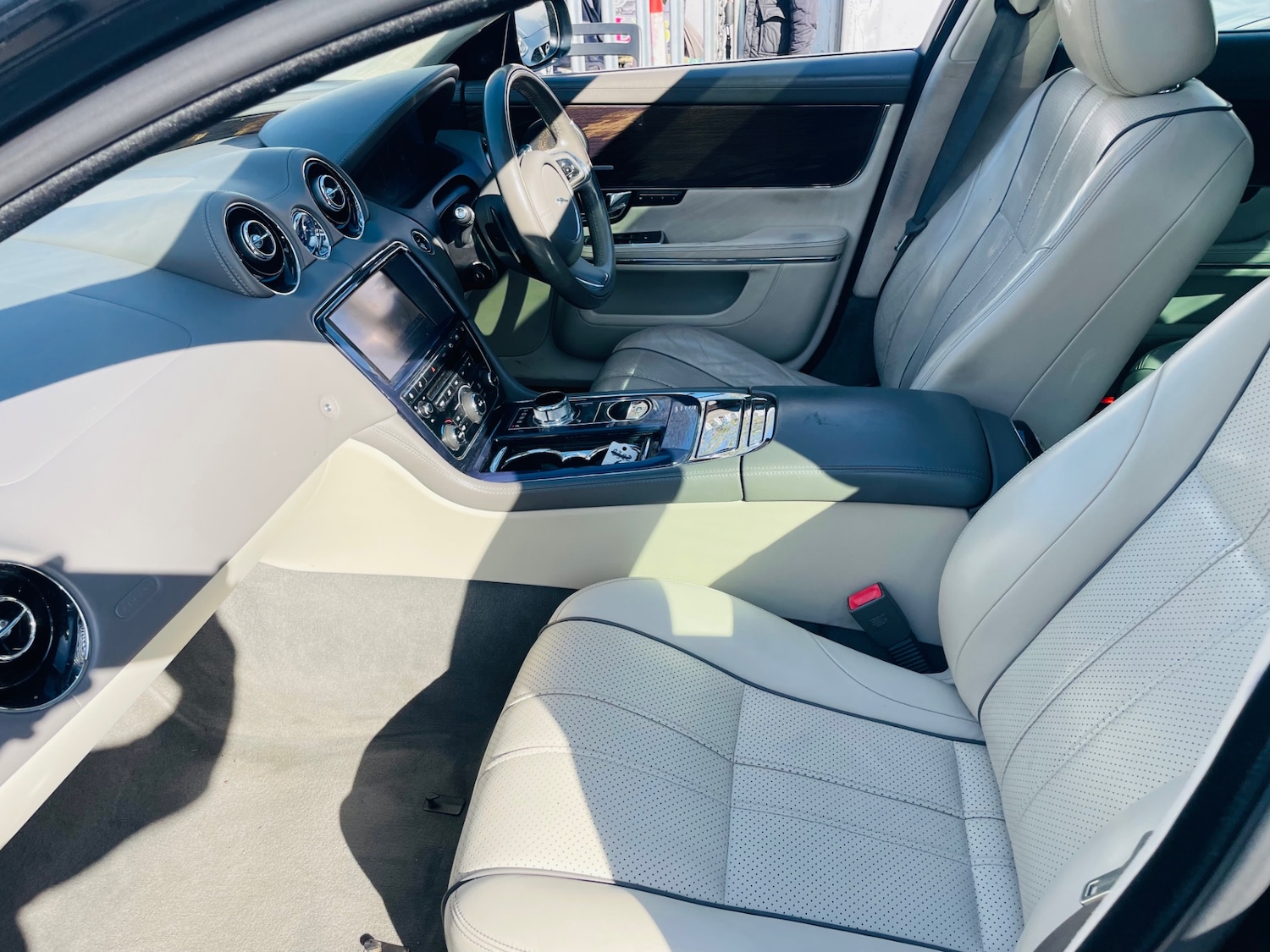 Used Jaguar XJ 2011 for sale - 77934224: Photo 20