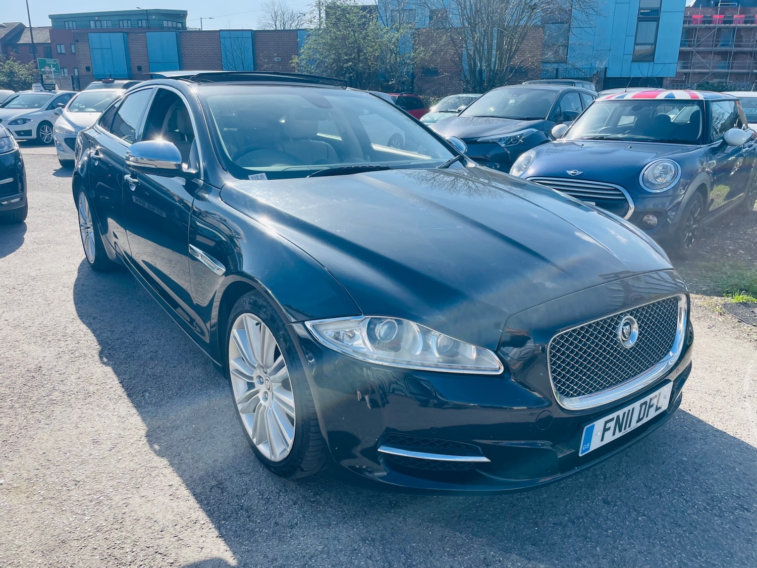 Used Jaguar XJ 2011 for sale - 77934224: Photo 6