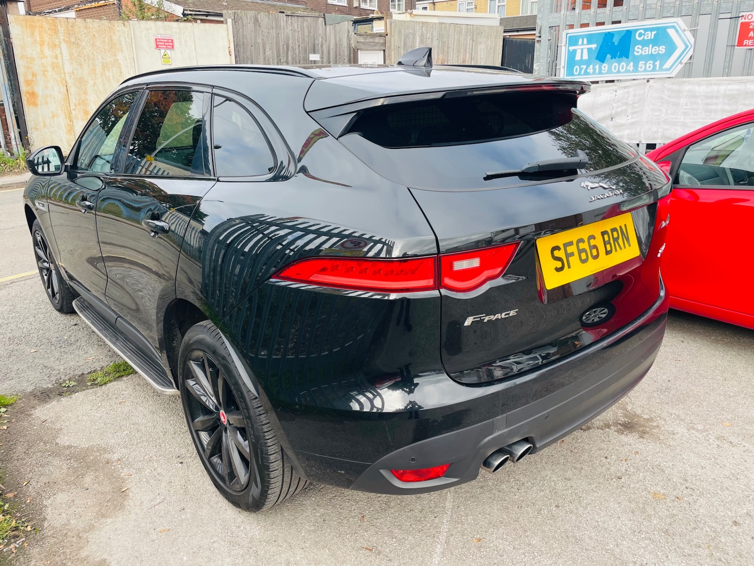 Used Jaguar F-Pace 2016 for sale - 76245670: Photo 4