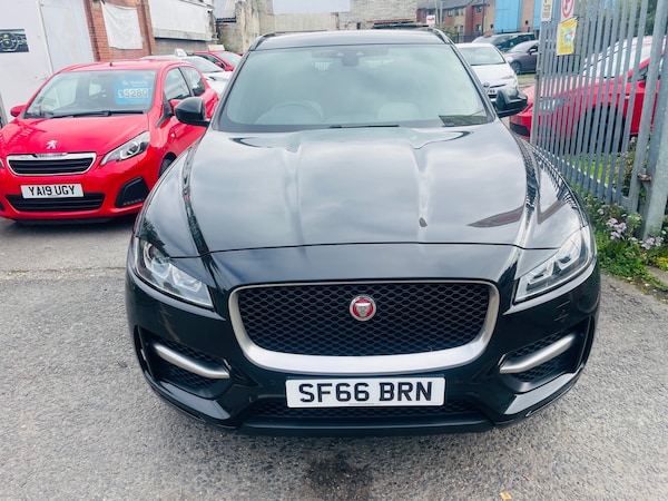 Used Jaguar F-Pace 2016 for sale - 76245670: Photo 5