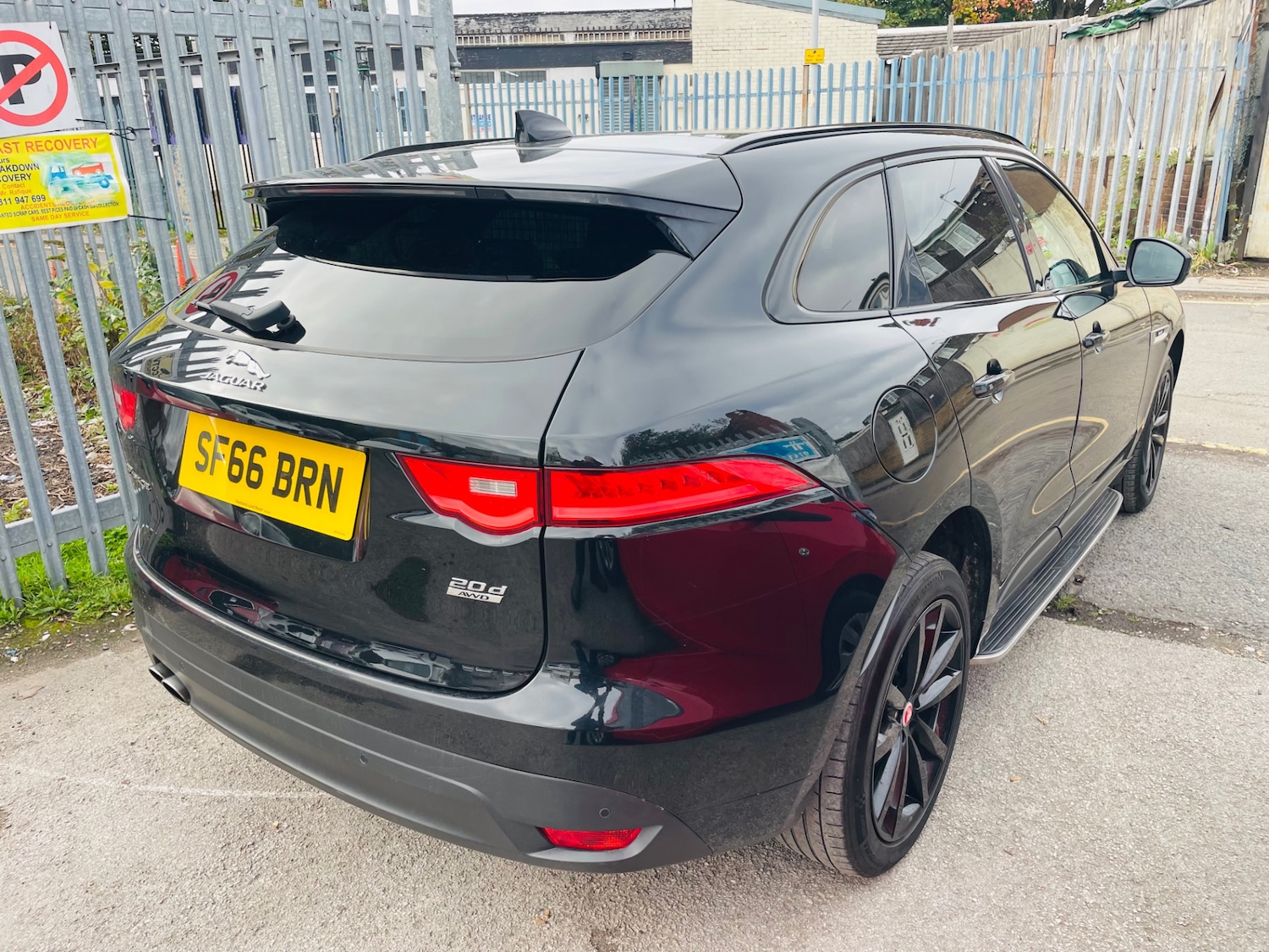 Used Jaguar F-Pace 2016 for sale - 76245670: Photo 6