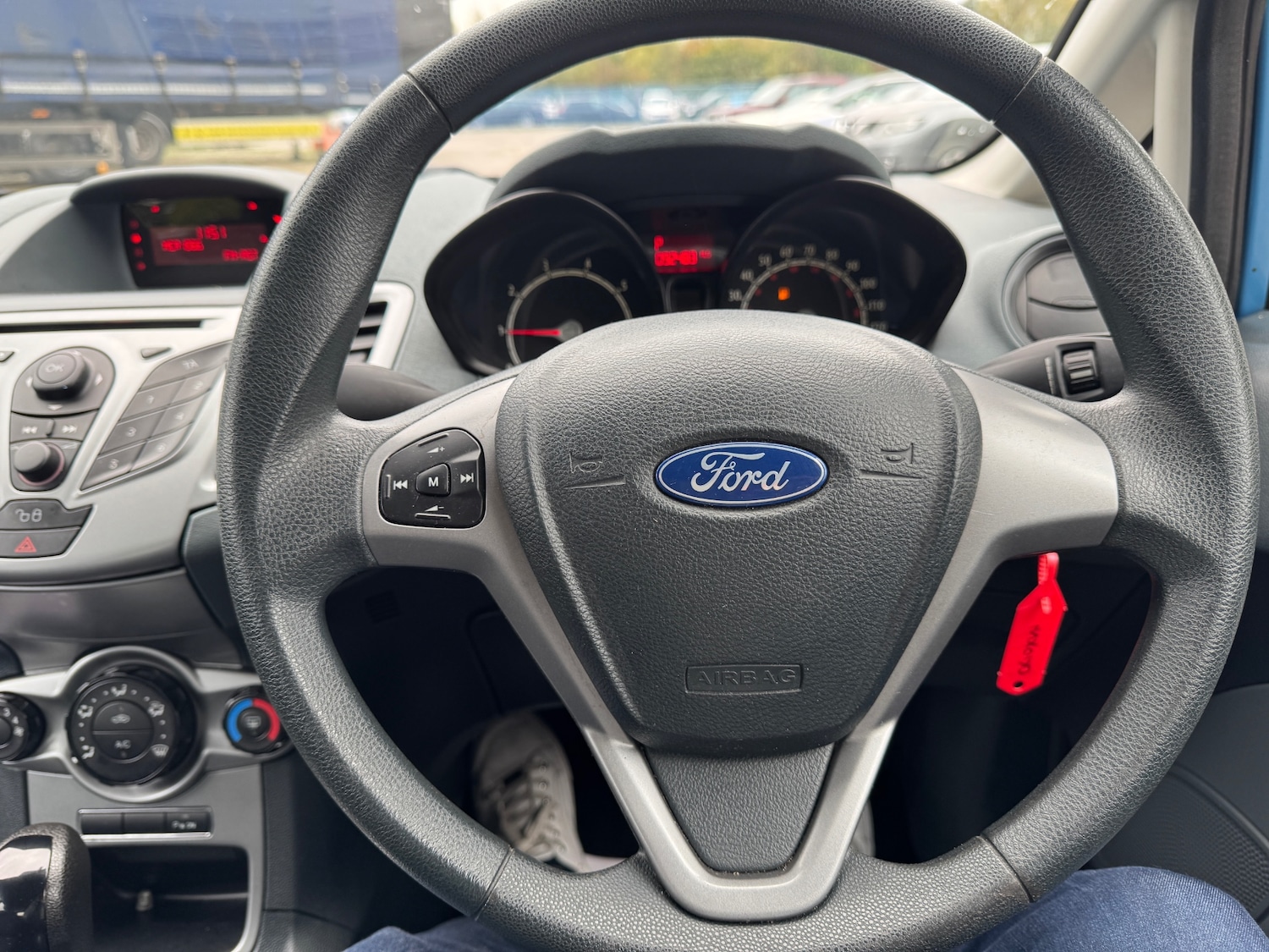 Used Ford Fiesta 2010 for sale - 76250760: Photo 14