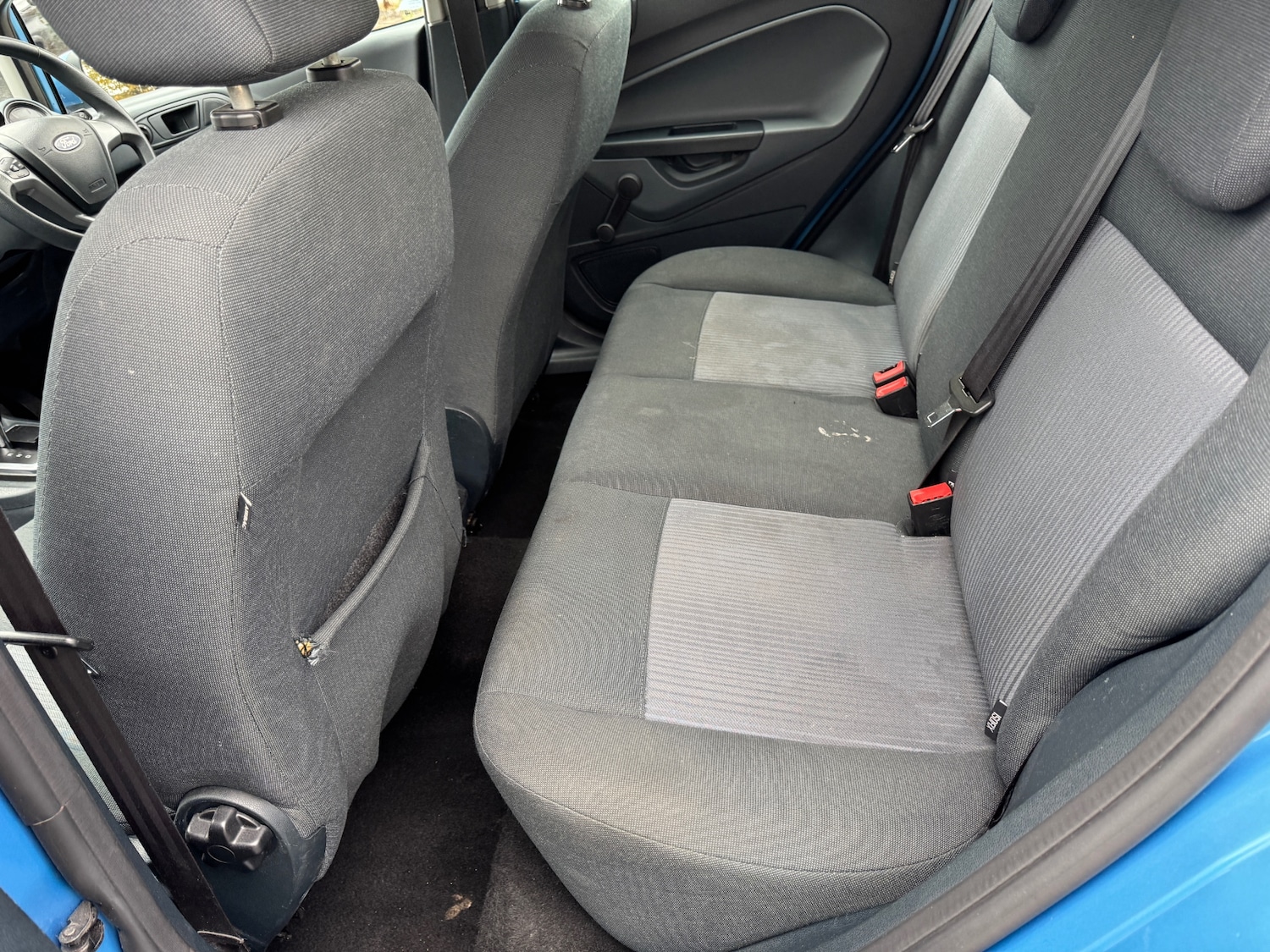 Used Ford Fiesta 2010 for sale - 76250760: Photo 24