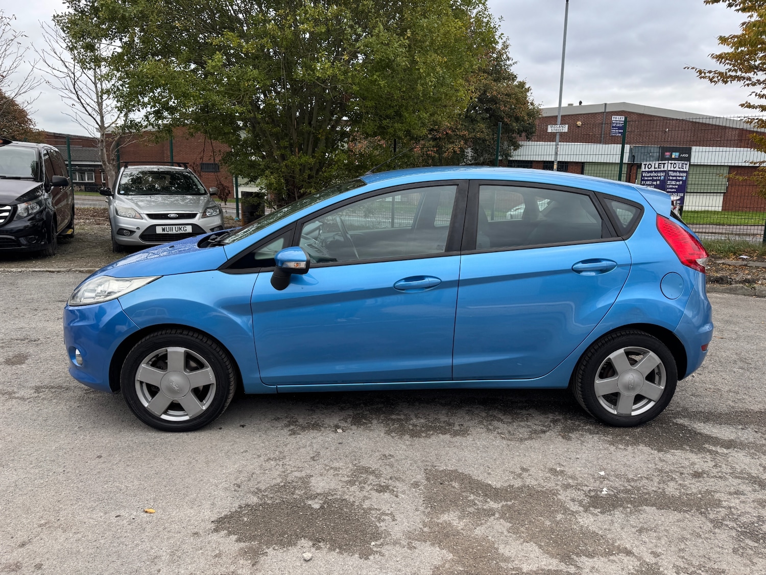 Used Ford Fiesta 2010 for sale - 76250760: Photo 4