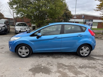 Used Ford Fiesta 2010 for sale - 76250760: Photo