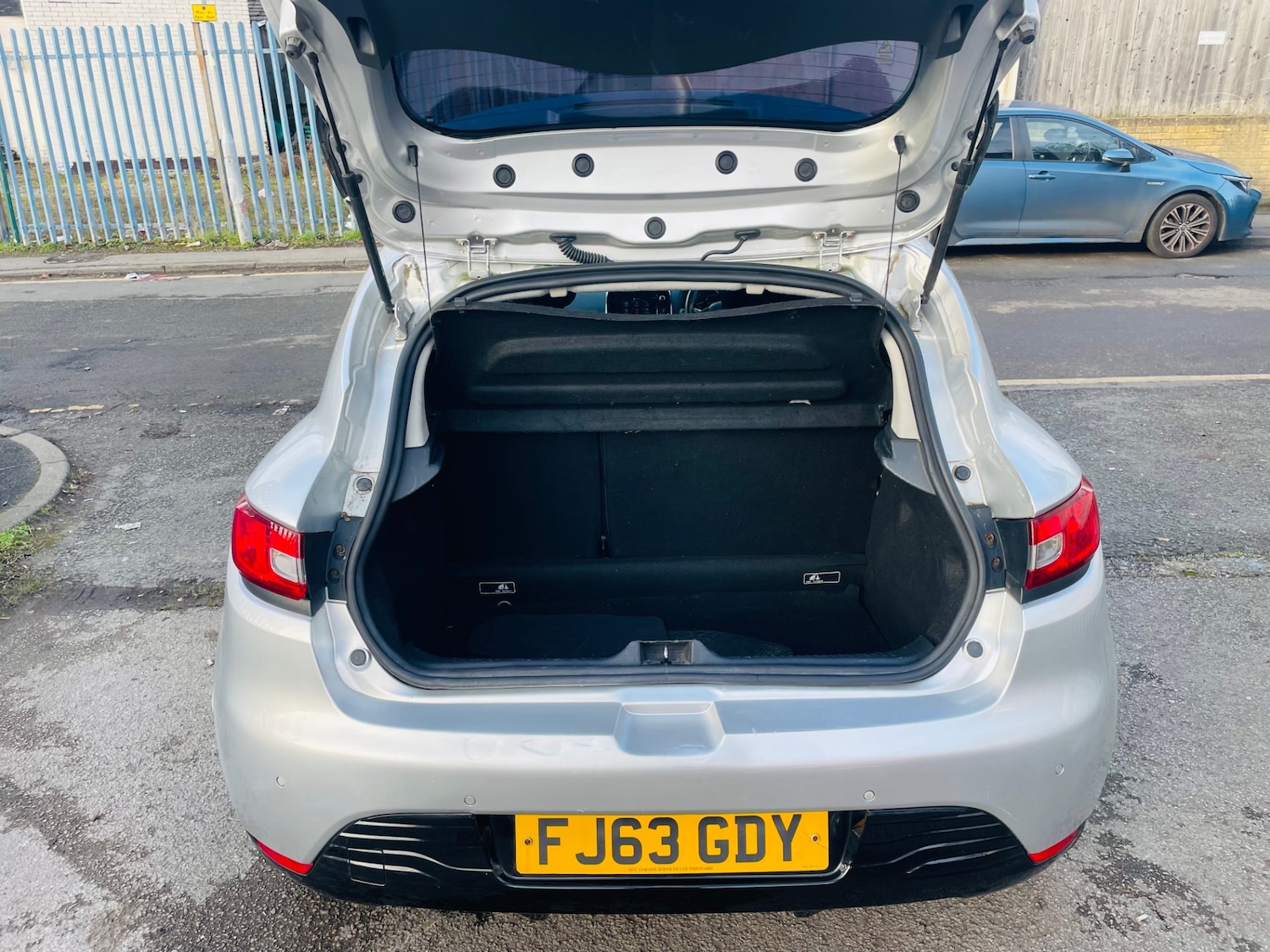 Used Renault Clio 2014 for sale - 77363314: Photo 16