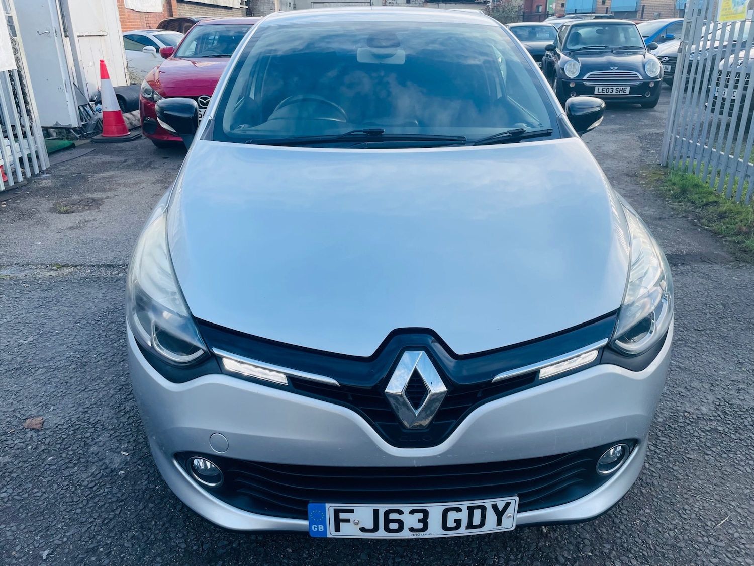 Used Renault Clio 2014 for sale - 77363314: Photo 3