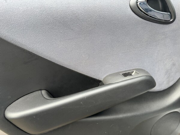 Used Honda Jazz 2005 for sale - 73710002: Photo 27