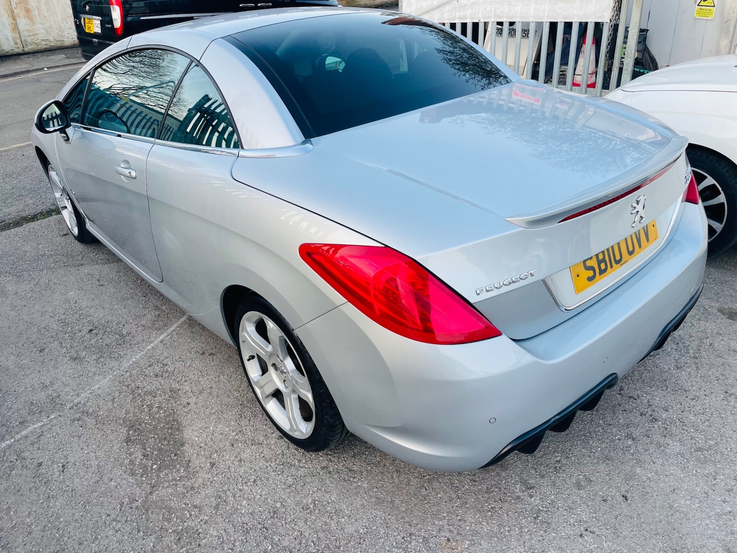 Used Peugeot 308 2010 for sale - 77750355: Photo 5