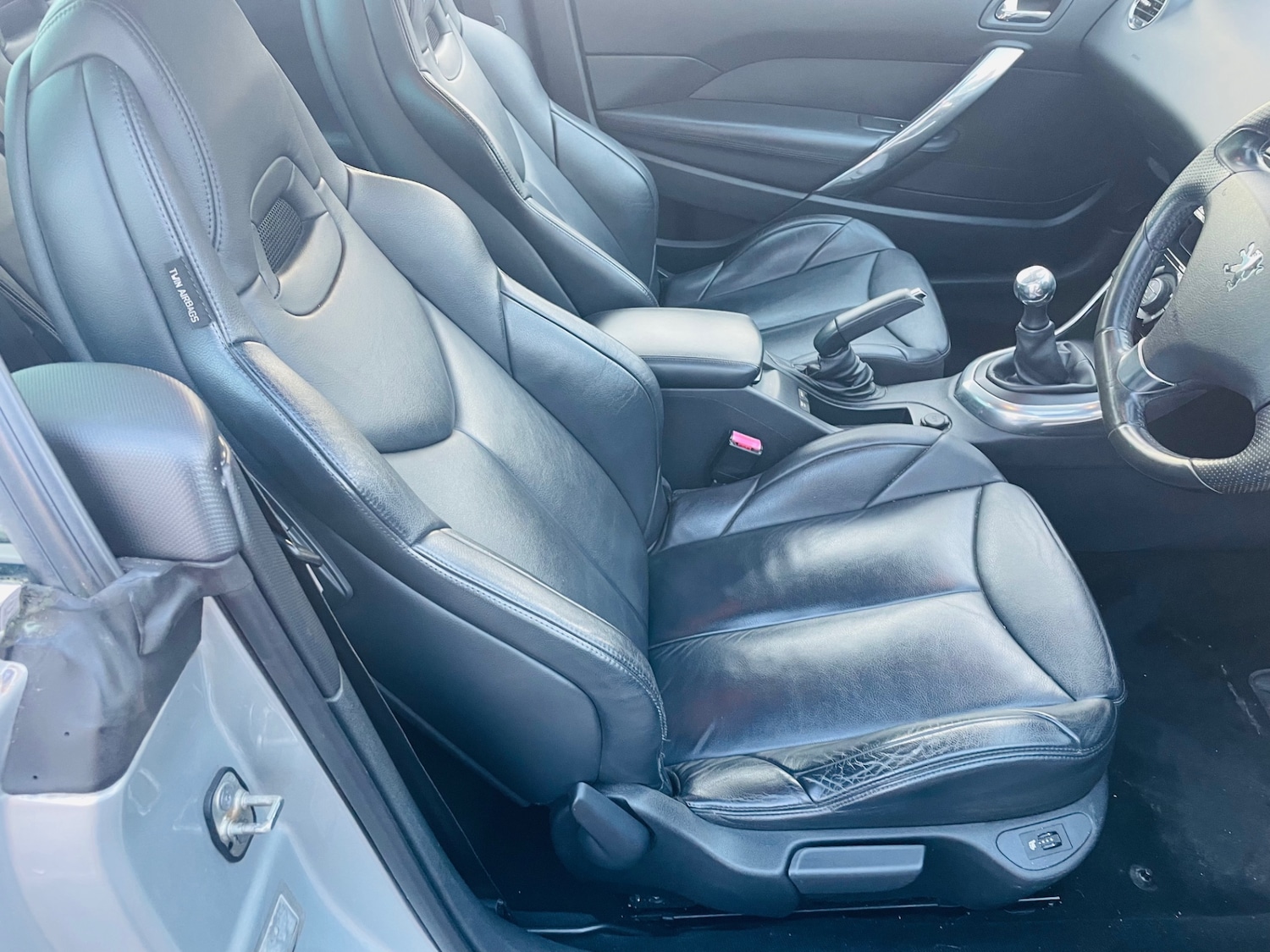 Used Peugeot 308 2010 for sale - 77750355: Photo 9