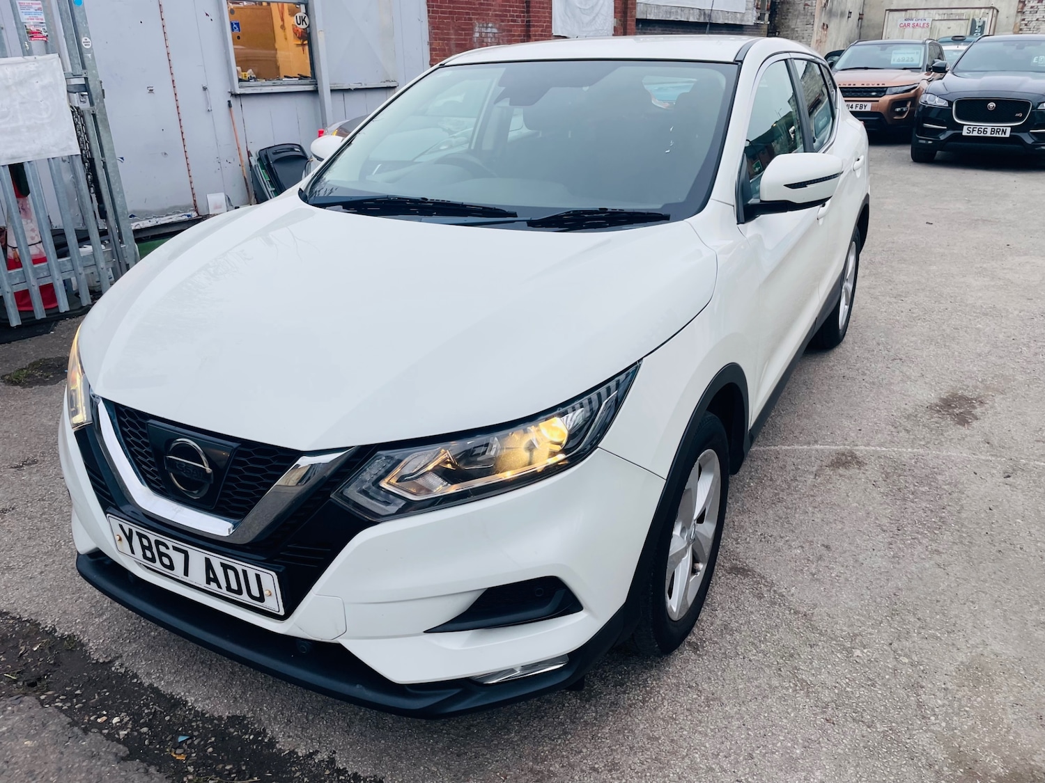 Used Nissan Qashqai 2017 for sale - 77329366: Photo 13