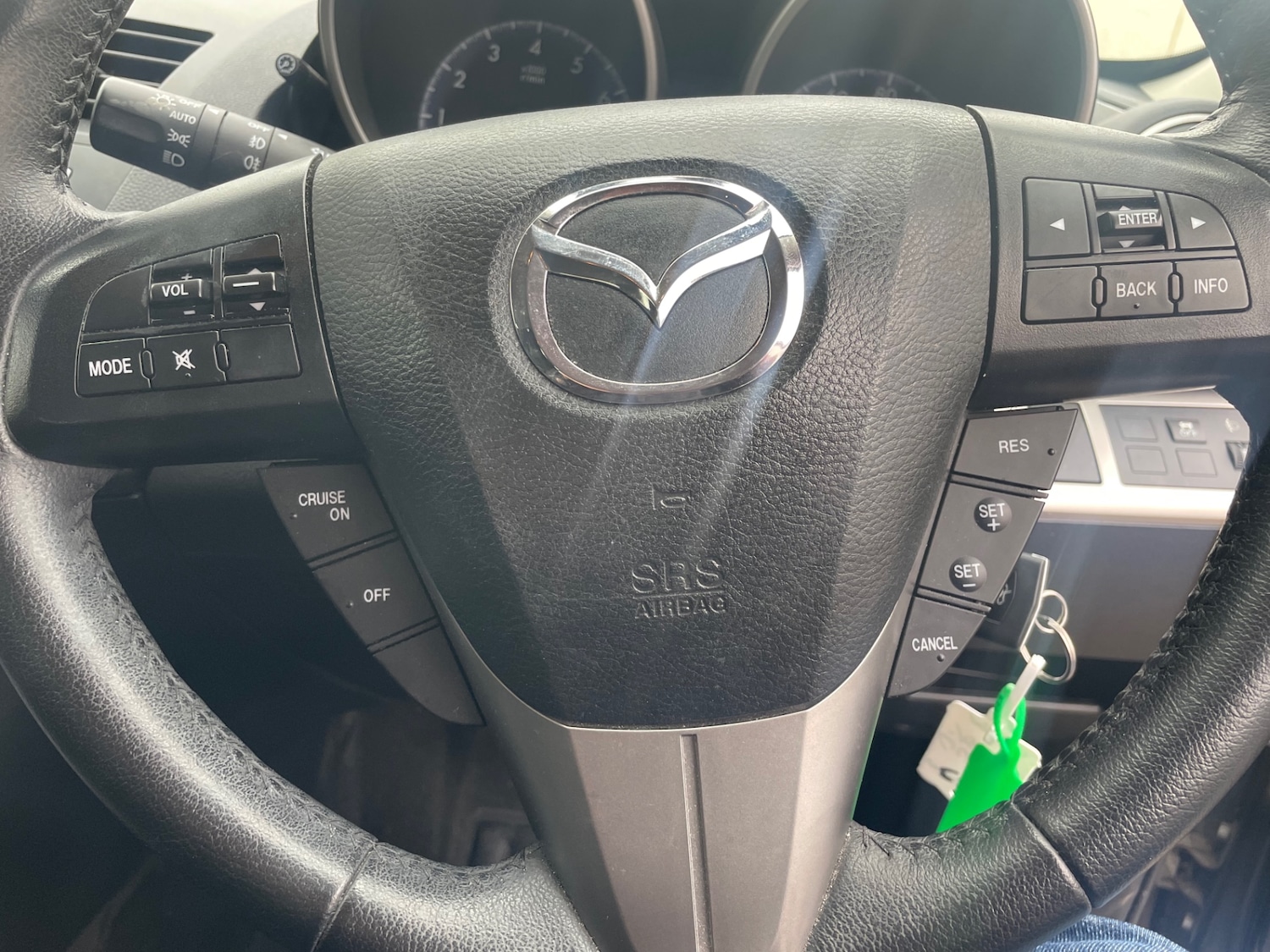 Used Mazda Mazda3 2013 for sale - 76497161: Photo 11