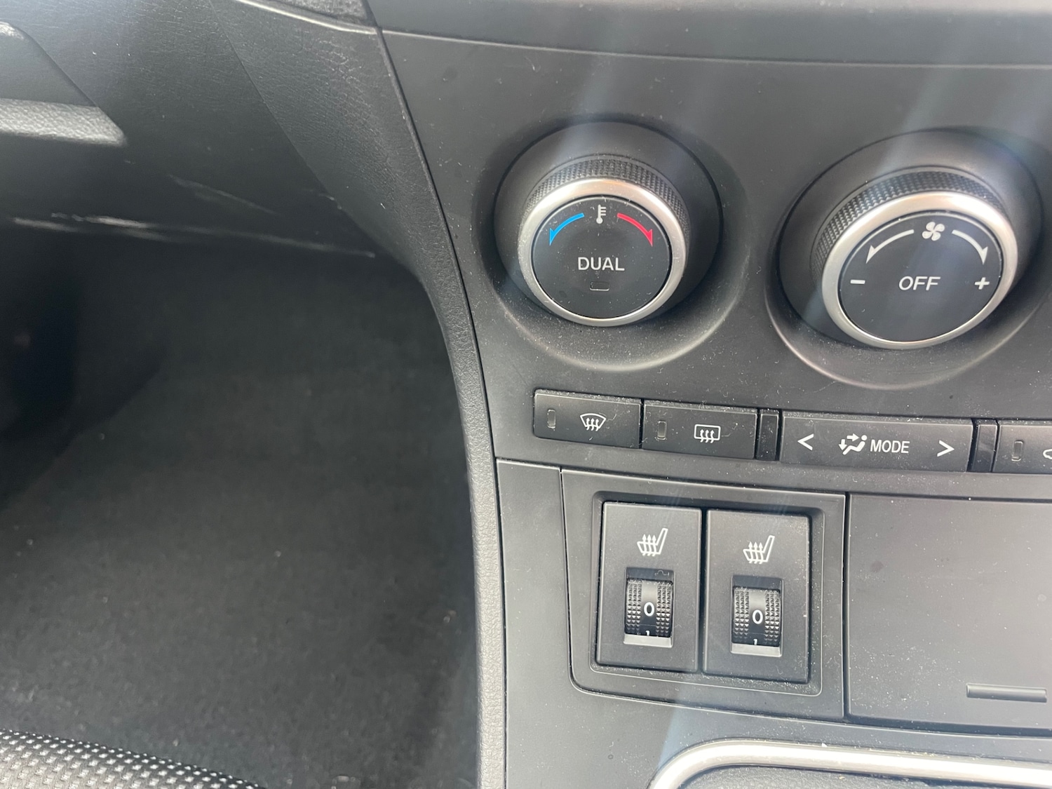 Used Mazda Mazda3 2013 for sale - 76497161: Photo 13