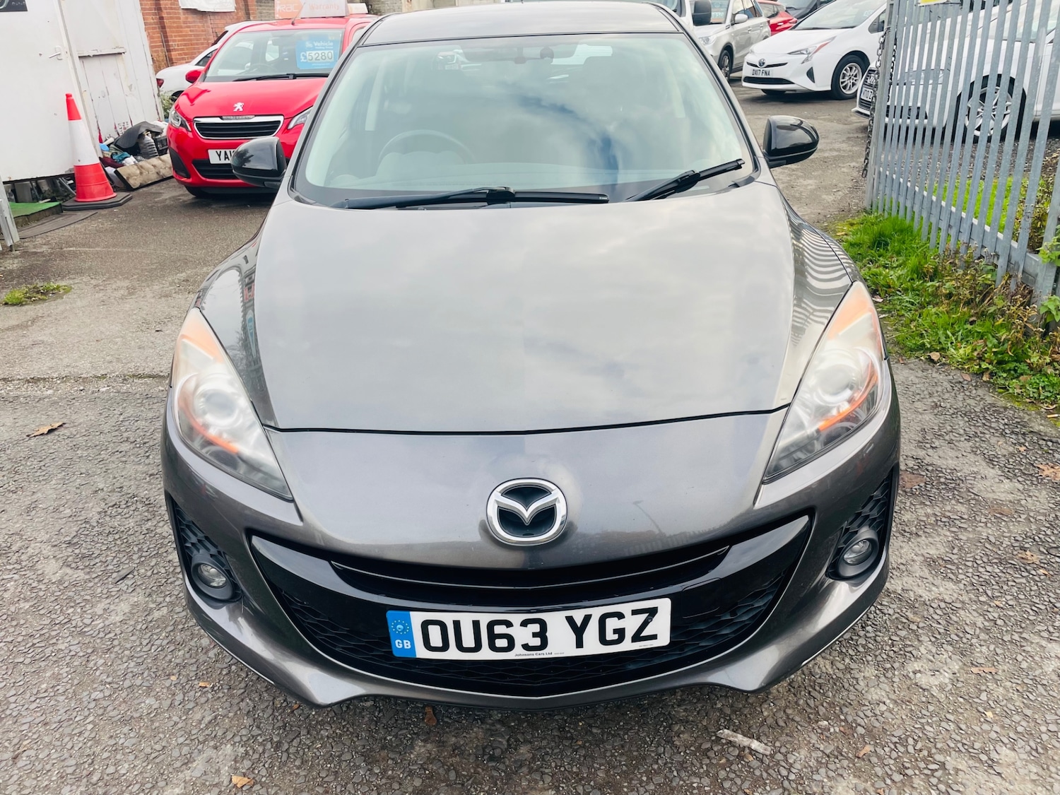 Used Mazda Mazda3 2013 for sale - 76497161: Photo 2