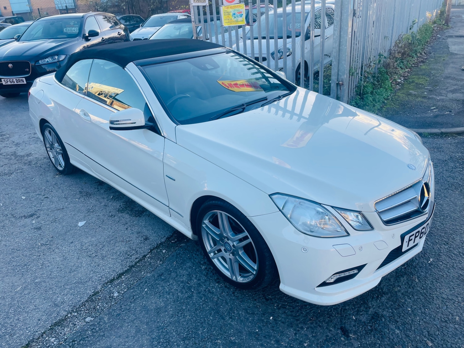 Used Mercedes-Benz E Class 2010 for sale - 76669251: Photo 12