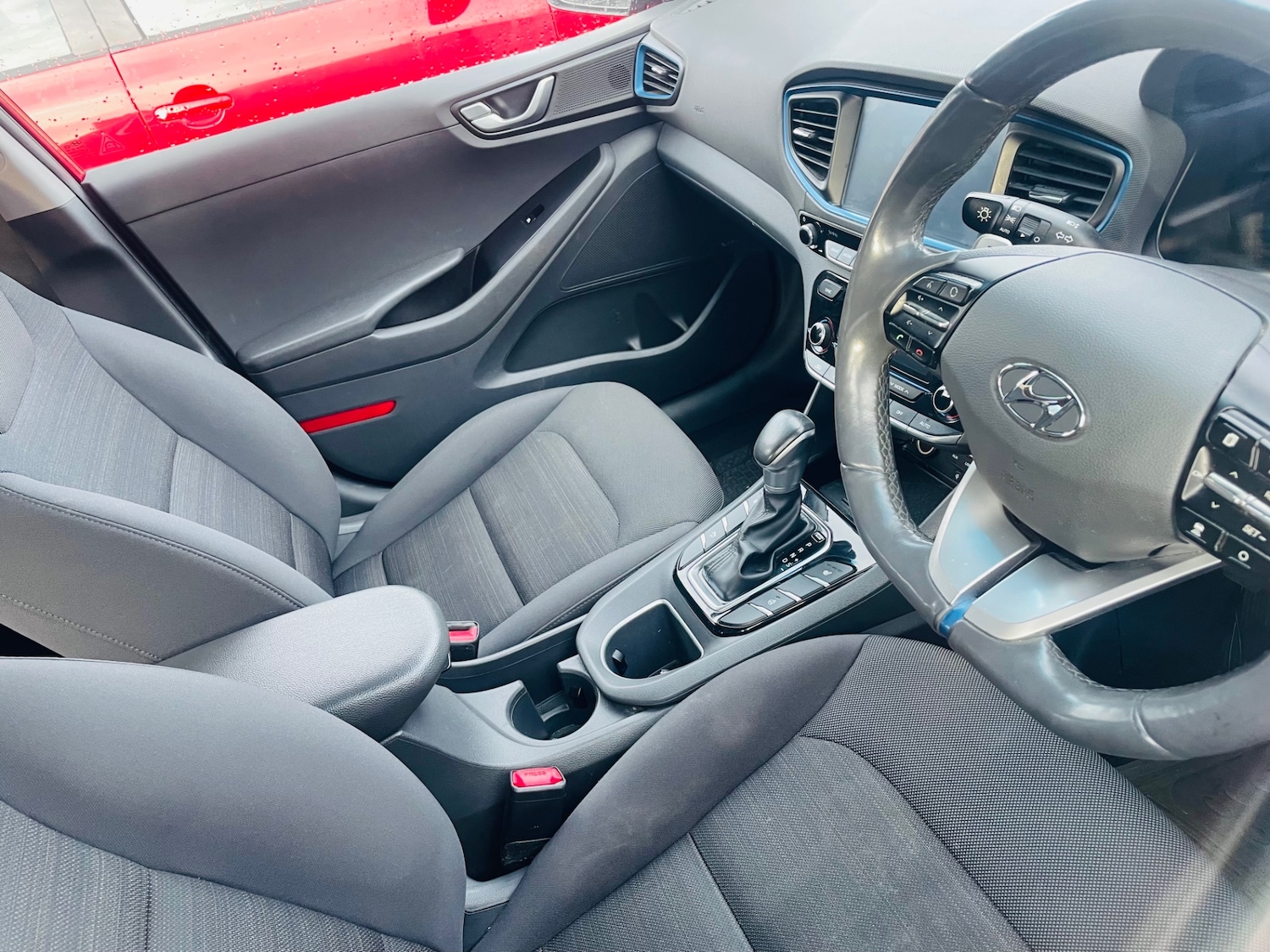 Used Hyundai IONIQ 2018 for sale - 76957876: Photo 3