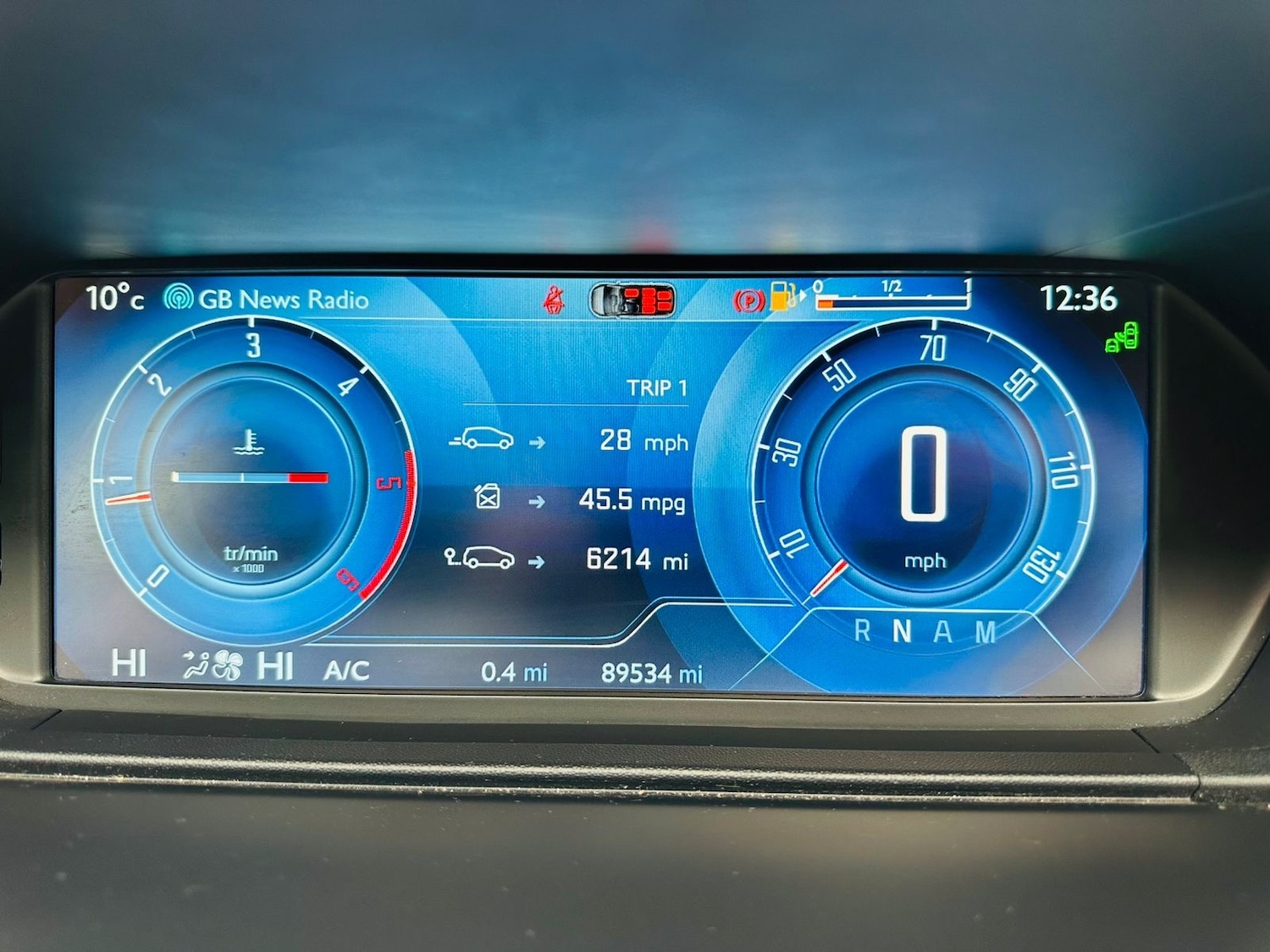 Used Citroen C4 Grand Picasso 2015 for sale - 76369464: Photo 10