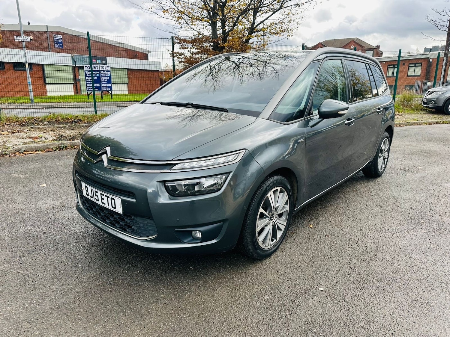Used Citroen C4 Grand Picasso 2015 for sale - 76369464: Photo 3